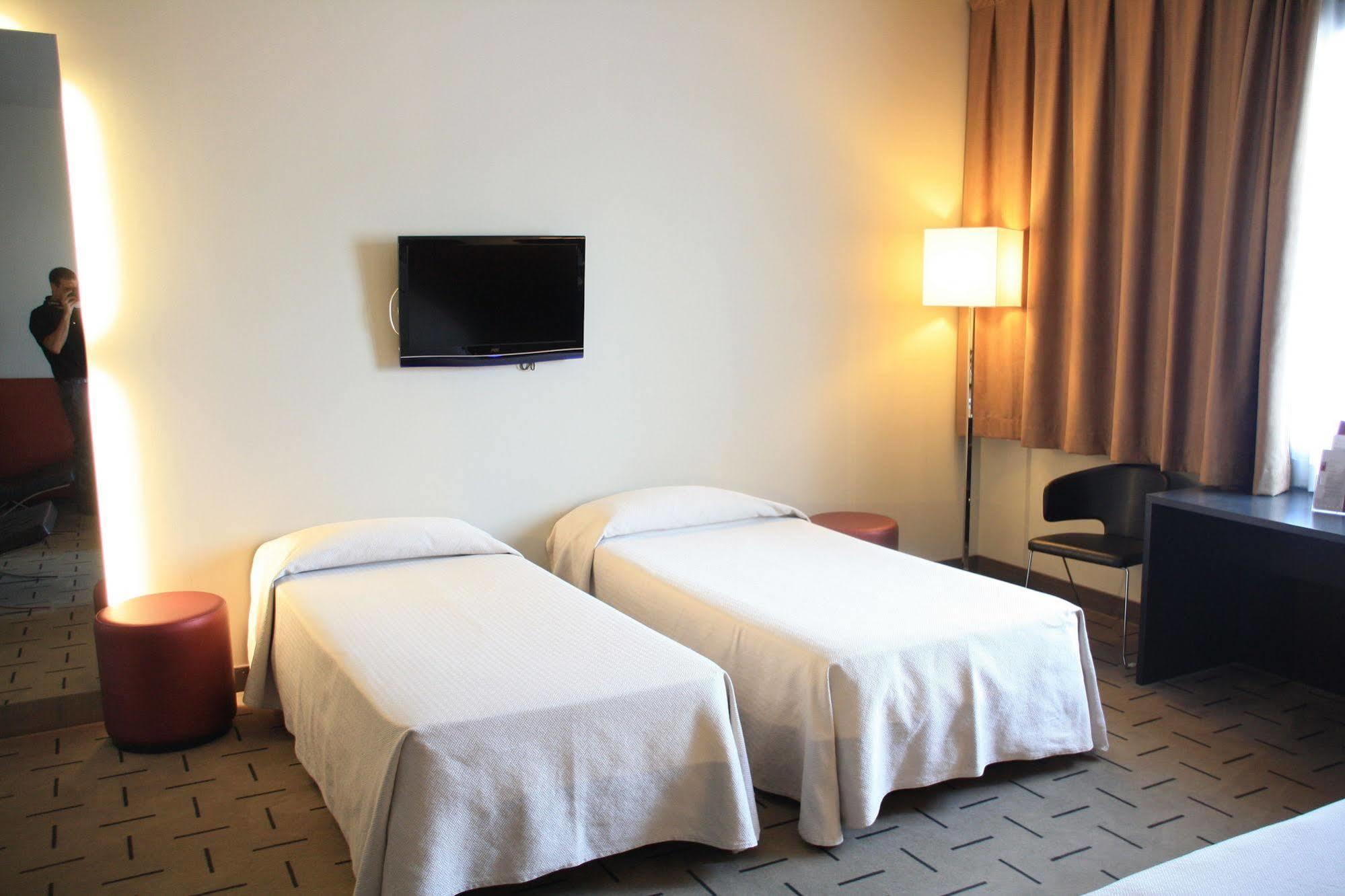 Hotel Continental Cremona Exterior photo